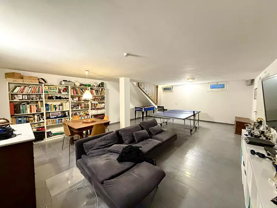 Immagine 23 di Casa bifamiliare in vendita  a Lucca