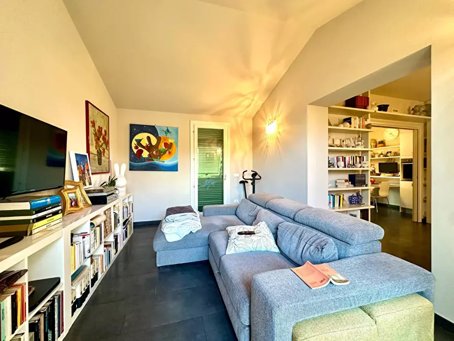 Immagine 17 di Casa bifamiliare in vendita  a Lucca