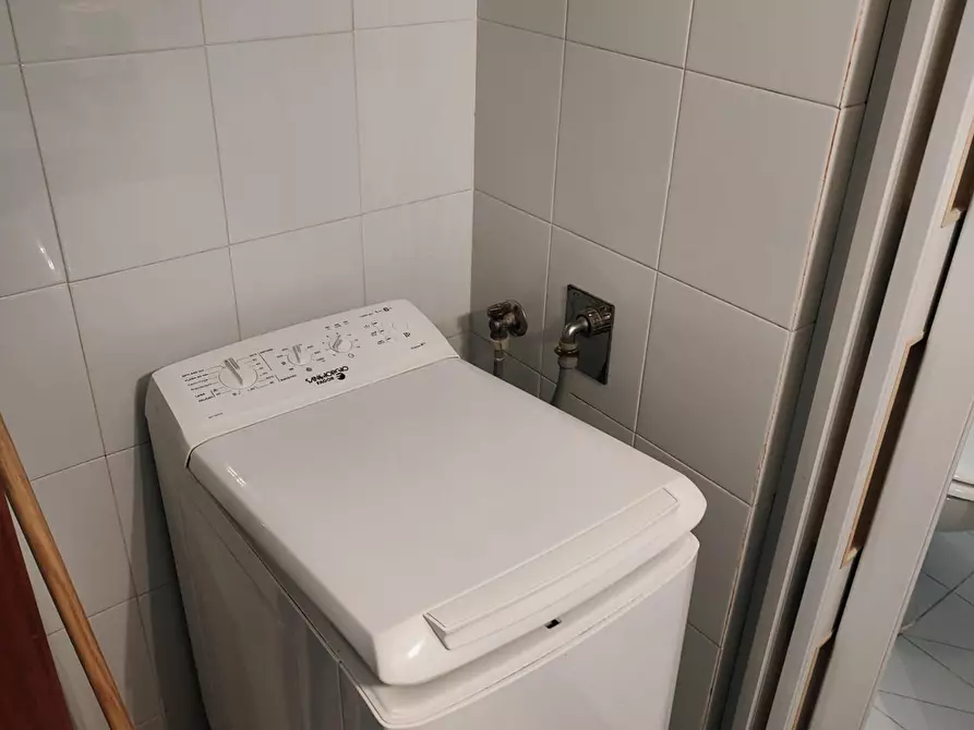 Immagine 10 di Appartamento in affitto  a Livorno