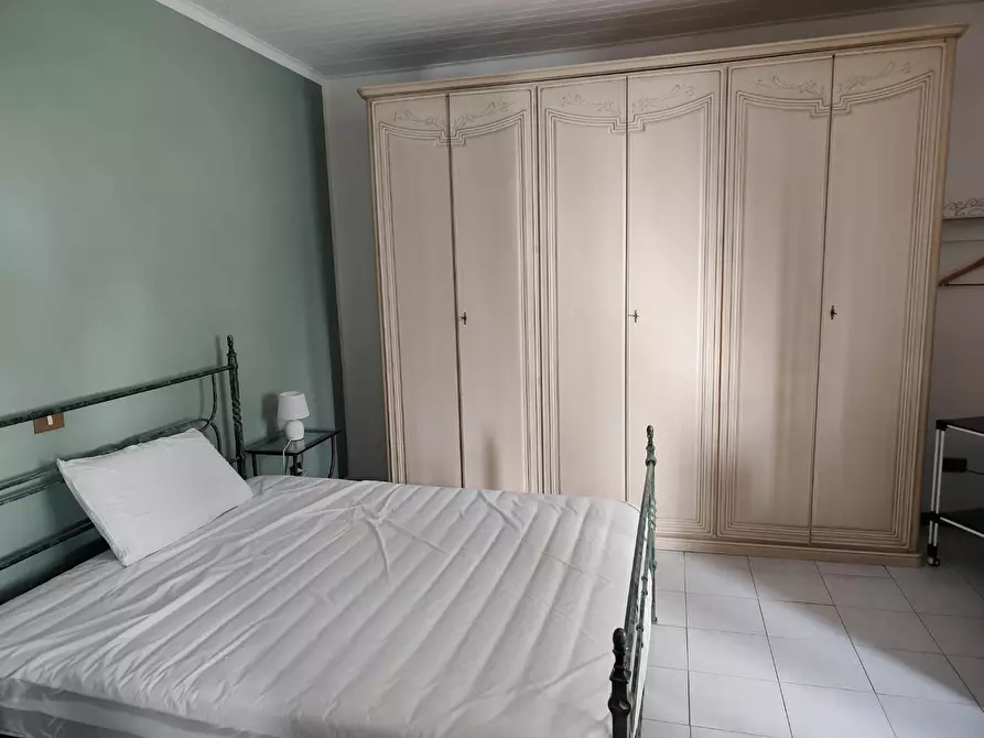 Immagine 8 di Appartamento in affitto  a Livorno