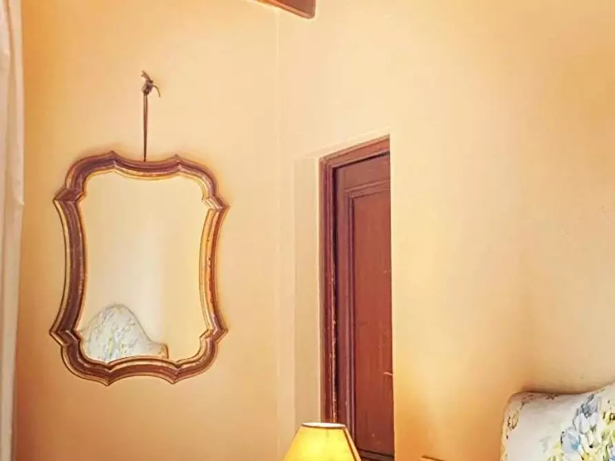 Immagine 4 di Appartamento in affitto  a Lucca