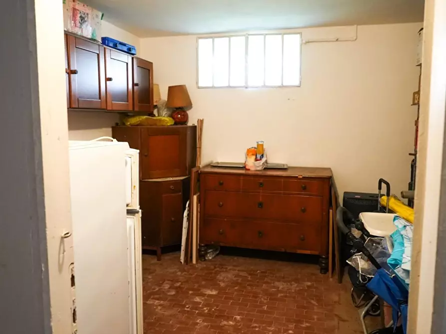 Immagine 37 di Appartamento in vendita  a Massa