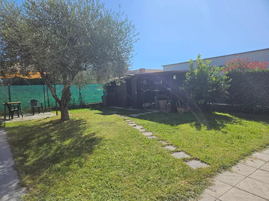 Immagine 18 di Appartamento in vendita  a Cascina