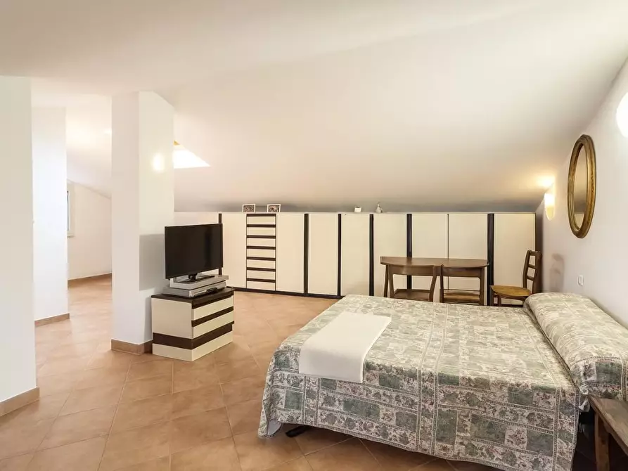 Immagine 7 di Appartamento in vendita  a Cascina