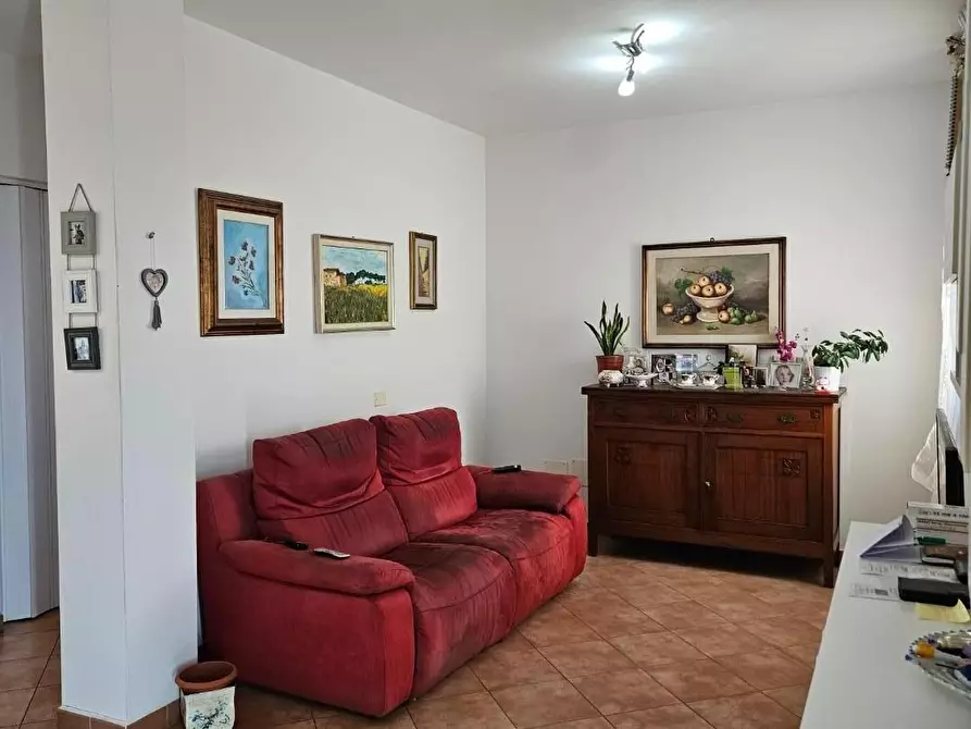 Immagine 2 di Appartamento in vendita  a Cascina