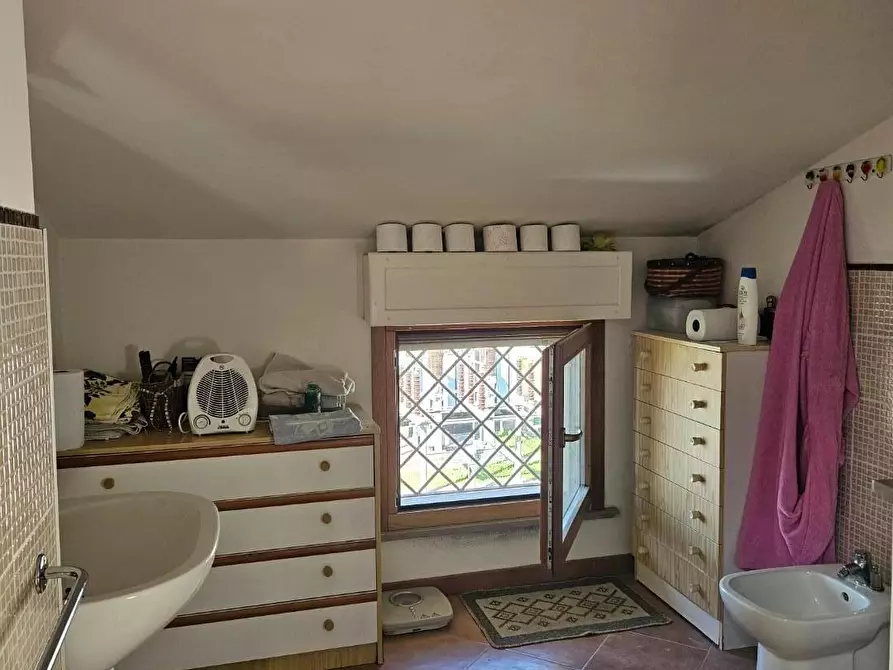 Immagine 12 di Appartamento in vendita  a Cascina