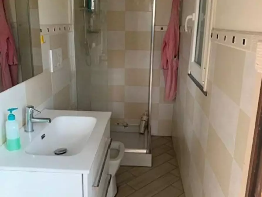 Immagine 10 di Appartamento in vendita  a Massa E Cozzile