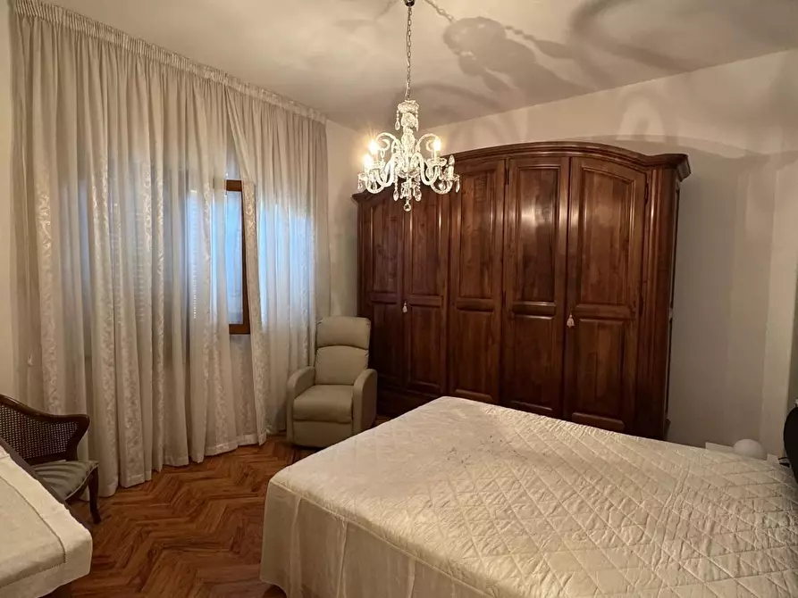 Immagine 19 di Casa bifamiliare in vendita  a San Giuliano Terme