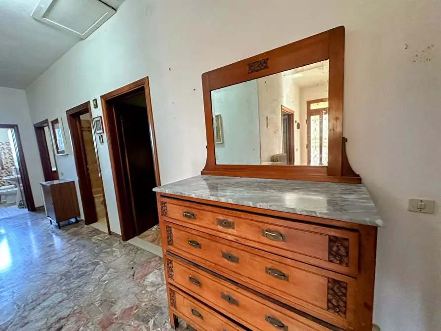 Immagine 20 di Villa in vendita  a Castagneto Carducci