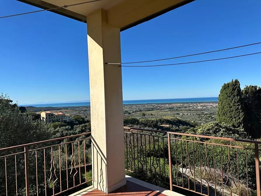 Immagine 73 di Villa in vendita  a Castagneto Carducci