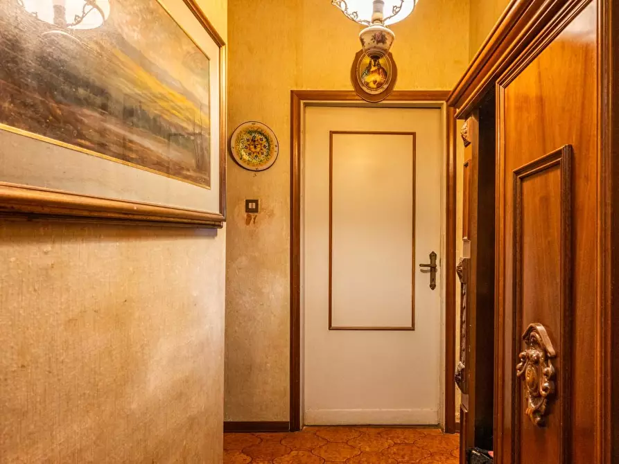 Immagine 13 di Appartamento in vendita  a Pisa