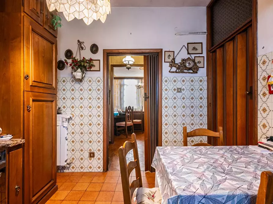 Immagine 12 di Appartamento in vendita  a Pisa