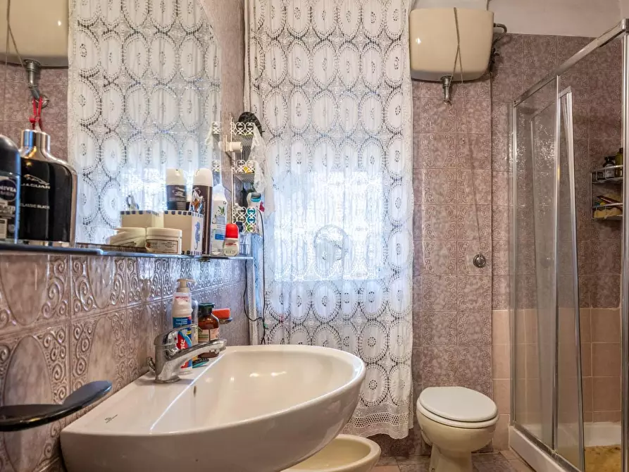 Immagine 14 di Appartamento in vendita  a Pisa