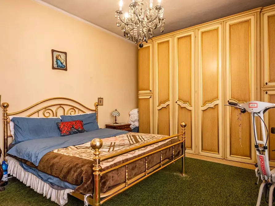 Immagine 17 di Appartamento in vendita  a Pisa