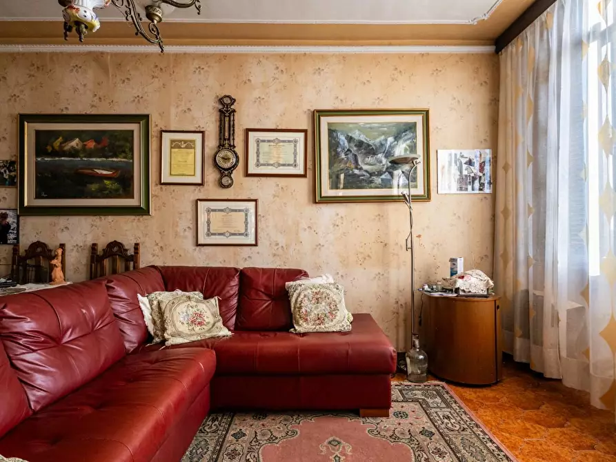 Immagine 2 di Appartamento in vendita  a Pisa