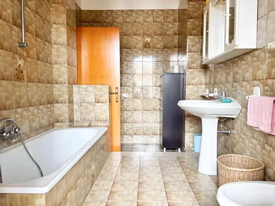 Immagine 24 di Villetta a schiera in vendita  a Empoli