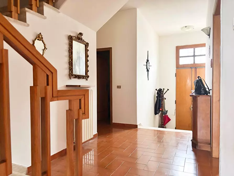 Immagine 12 di Villetta a schiera in vendita  a Empoli