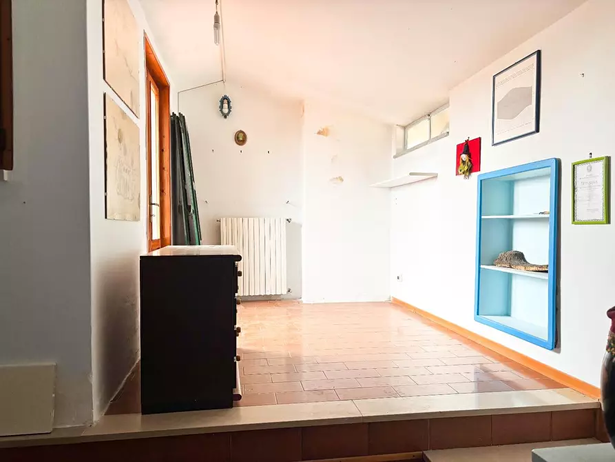 Immagine 16 di Villetta a schiera in vendita  a Empoli