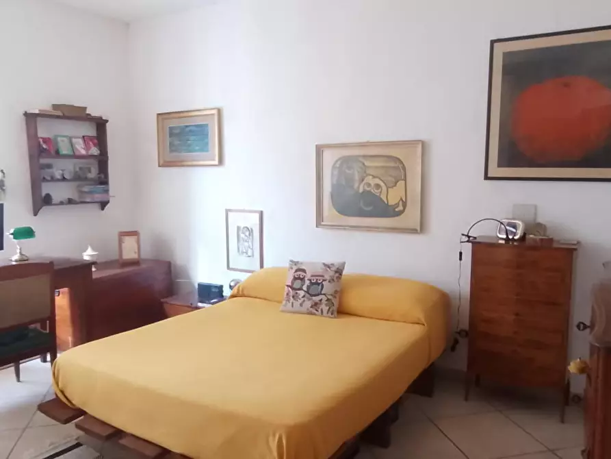 Immagine 13 di Appartamento in vendita  a Livorno