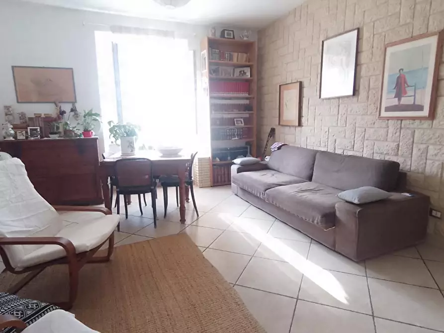 Immagine 4 di Appartamento in vendita  a Livorno