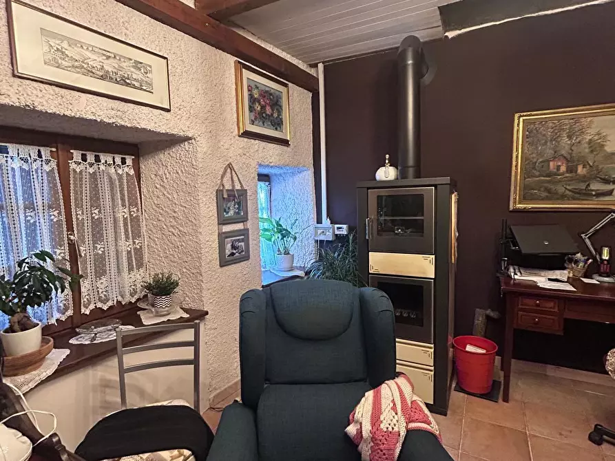 Immagine 17 di Casa indipendente in vendita  a Pontremoli