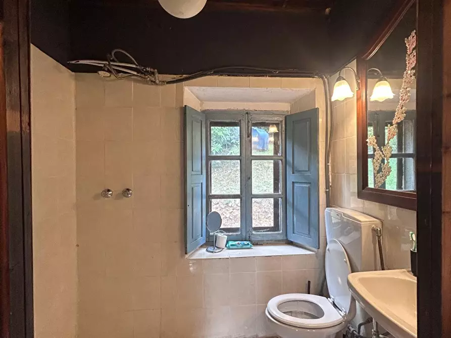 Immagine 26 di Casa indipendente in vendita  a Pontremoli