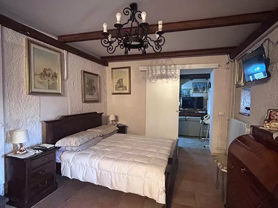 Immagine 18 di Casa indipendente in vendita  a Pontremoli