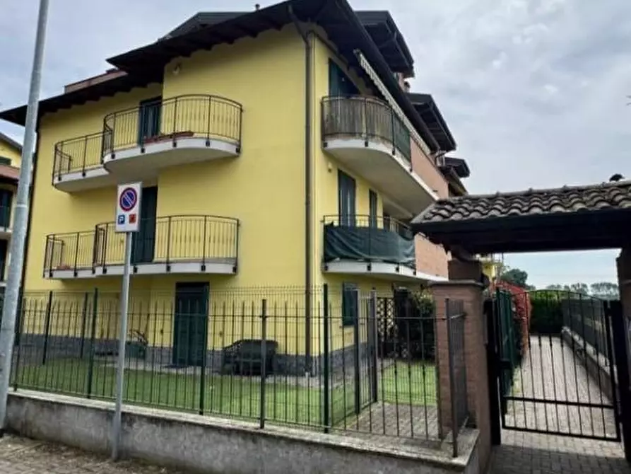 Immagine 1 di Appartamento in vendita  a Carpiano