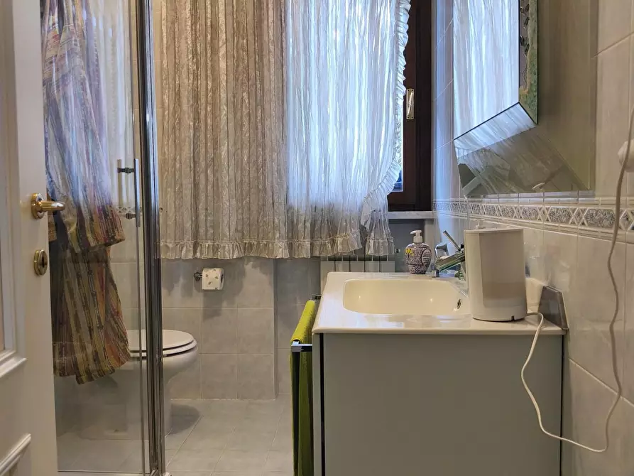 Immagine 21 di Casa semindipendente in vendita  a Carrara