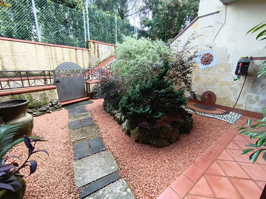 Immagine 28 di Casa semindipendente in vendita  a Carrara