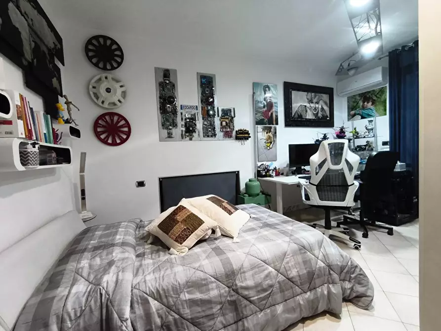 Immagine 24 di Casa semindipendente in vendita  a Carrara