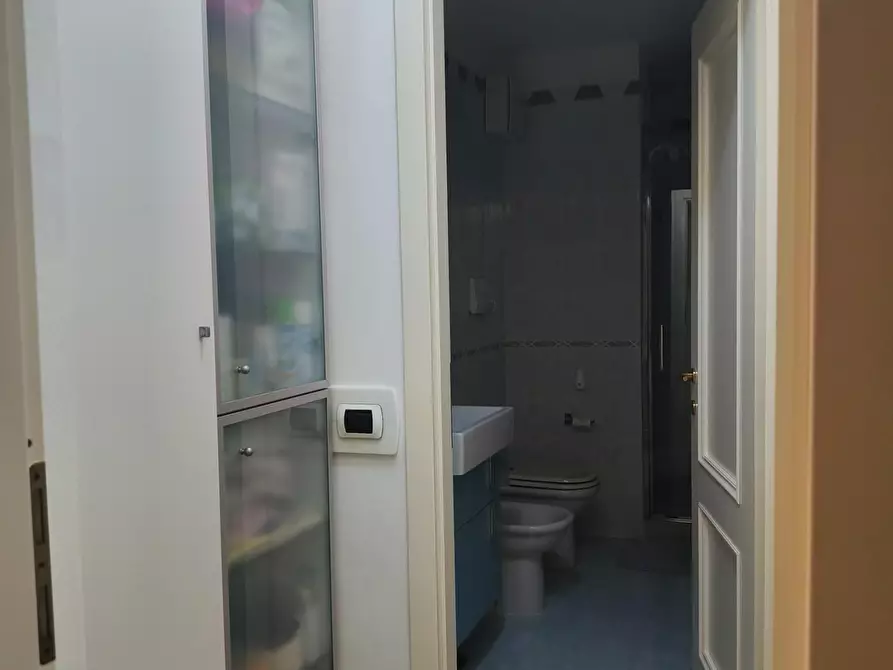 Immagine 13 di Casa semindipendente in vendita  a Carrara