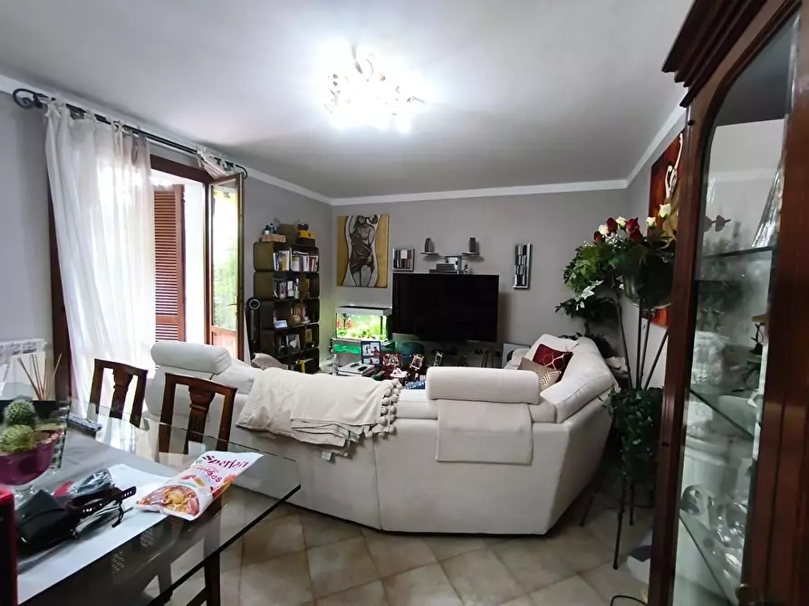 Immagine 5 di Casa semindipendente in vendita  a Carrara