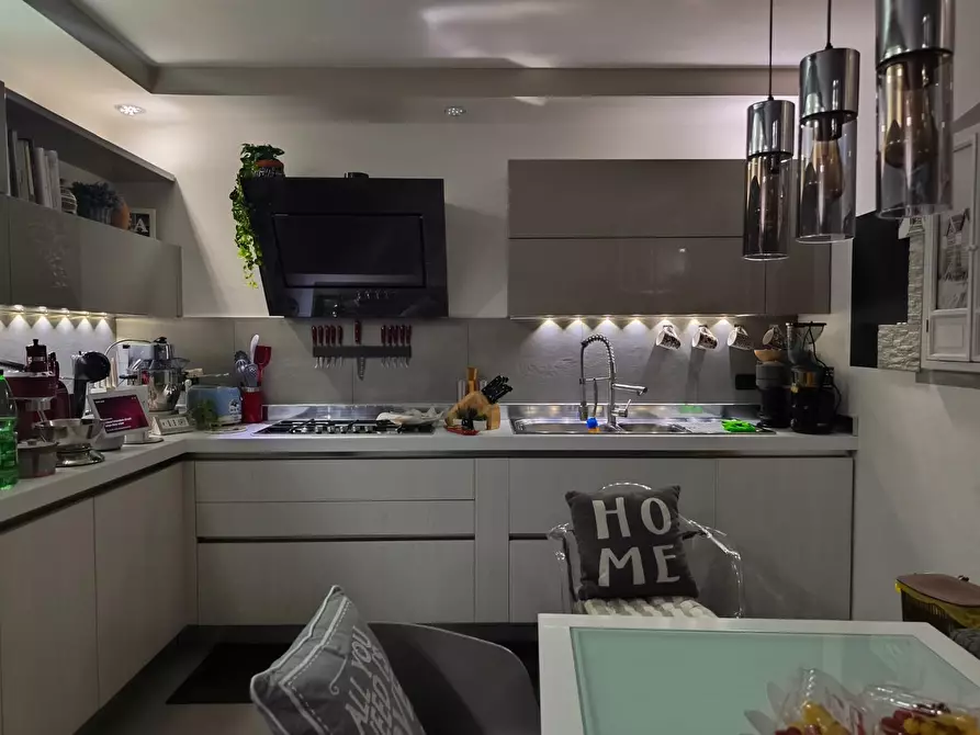 Immagine 4 di Casa semindipendente in vendita  a Carrara