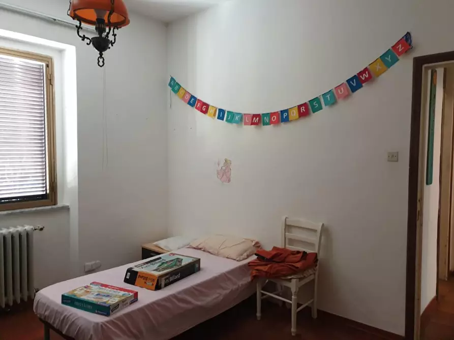 Immagine 17 di Appartamento in vendita  a Massa