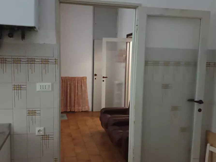 Immagine 8 di Appartamento in vendita  a Massa