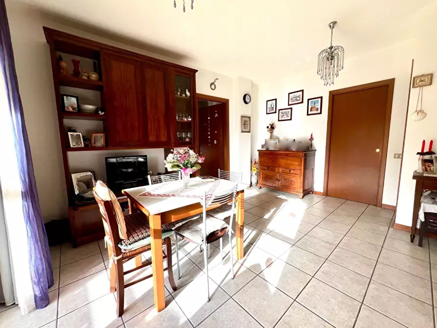 Immagine 5 di Appartamento in vendita  a Pontedera