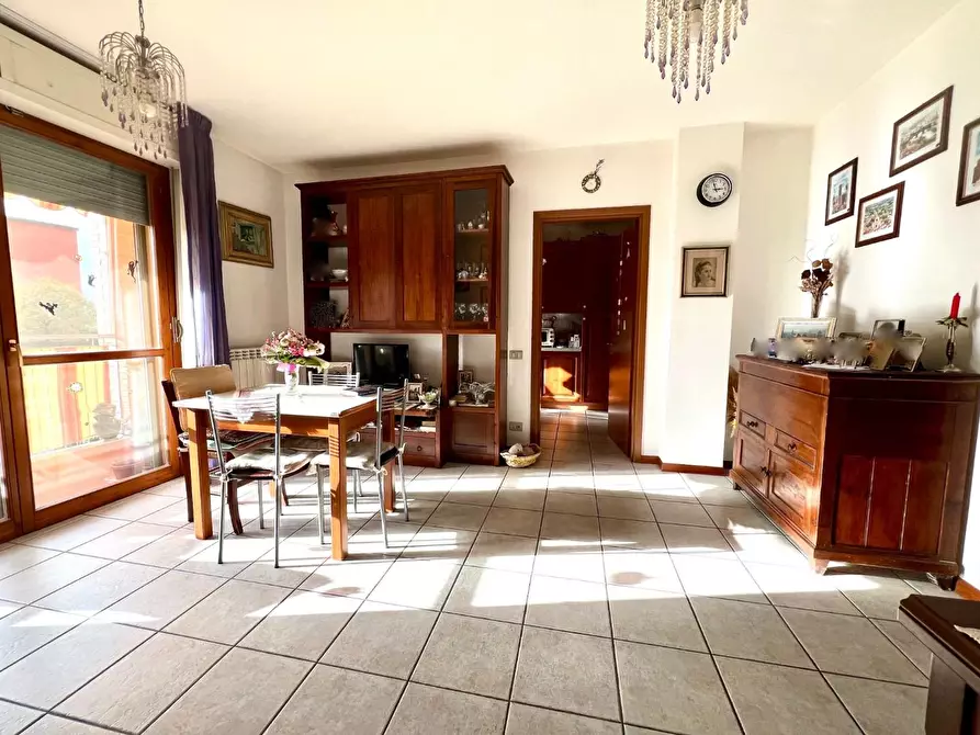 Immagine 3 di Appartamento in vendita  a Pontedera