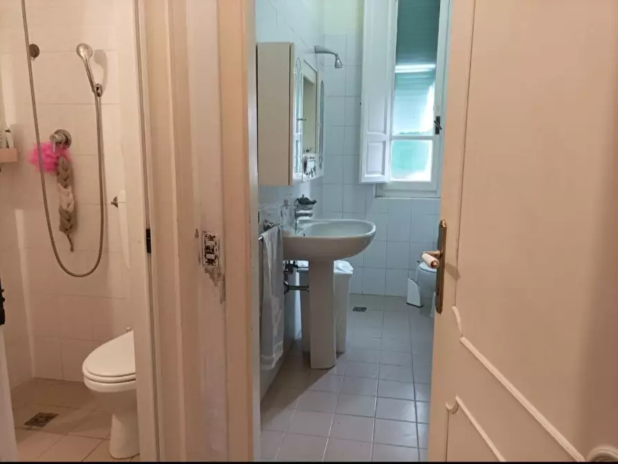 Immagine 9 di Casa bifamiliare in vendita  a Pietrasanta