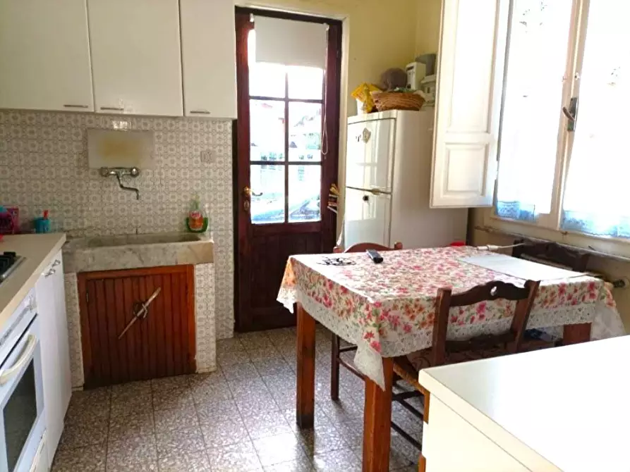 Immagine 26 di Casa bifamiliare in vendita  a Pietrasanta