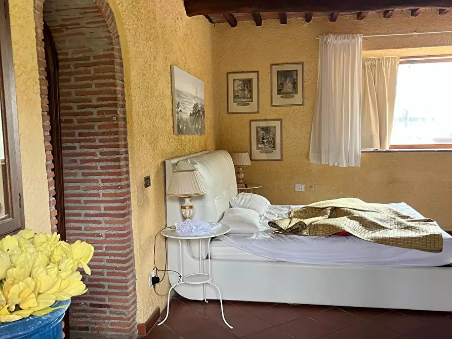 Immagine 20 di Villa in vendita  a Massarosa