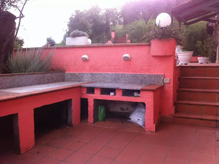 Immagine 7 di Villa in vendita  a Massarosa