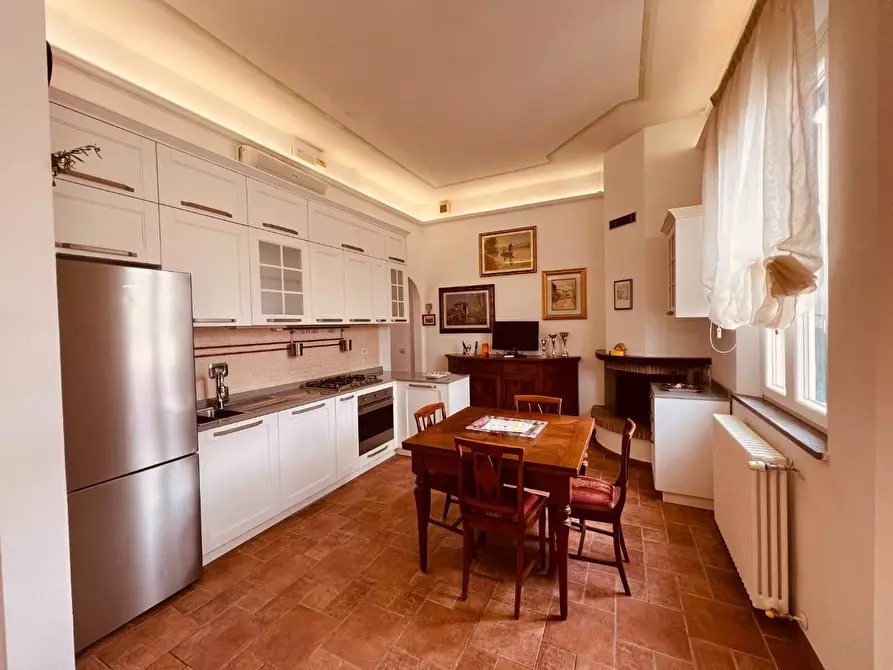 Immagine 1 di Appartamento in vendita  a Cecina