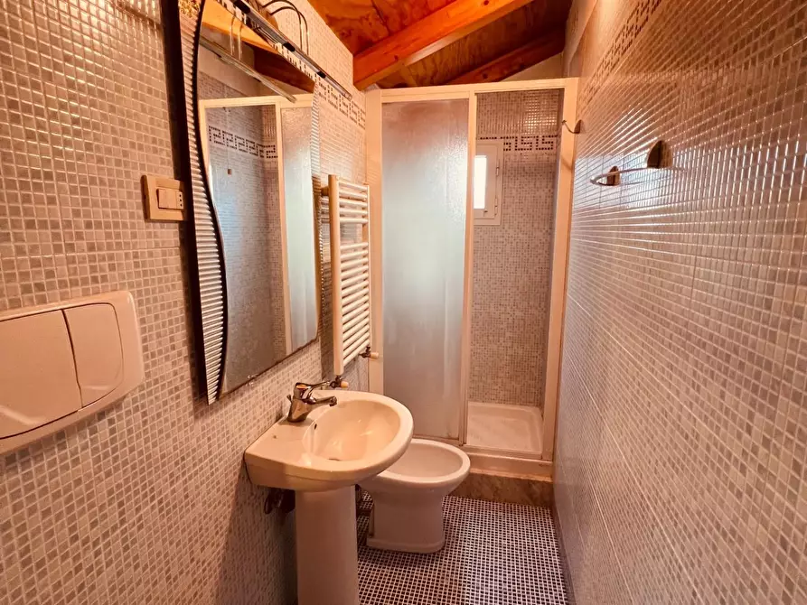 Immagine 25 di Appartamento in vendita  a Cecina