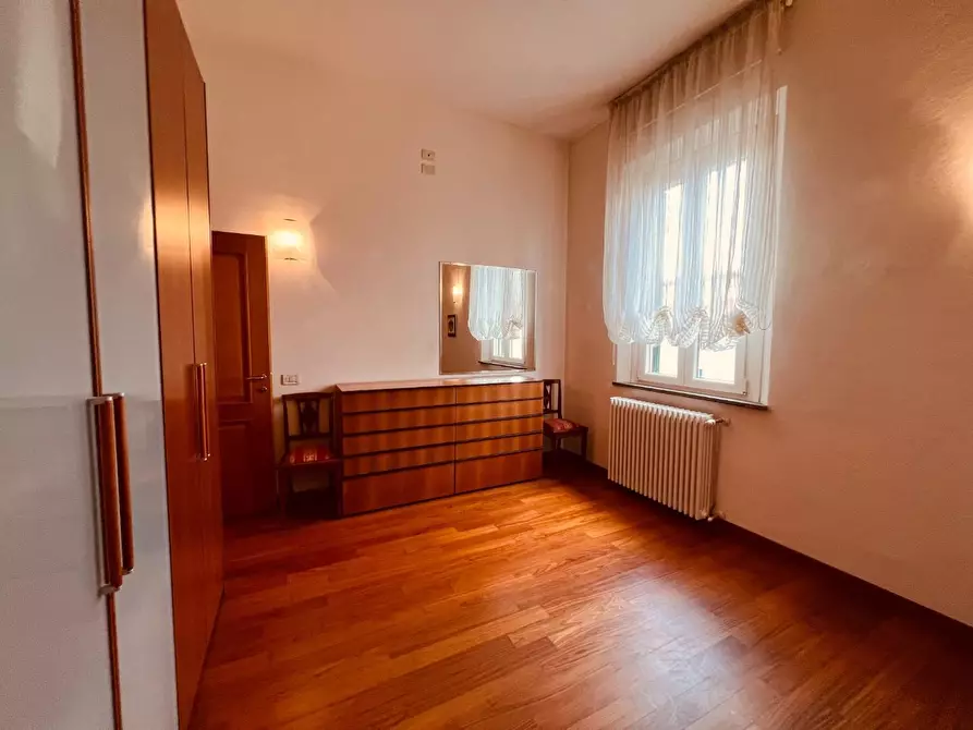 Immagine 18 di Appartamento in vendita  a Cecina