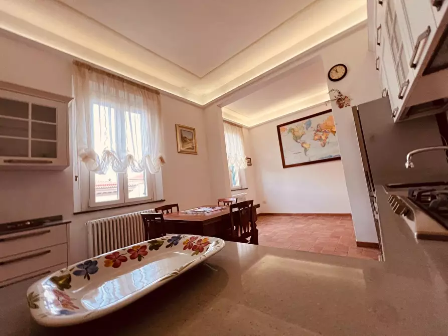 Immagine 6 di Appartamento in vendita  a Cecina