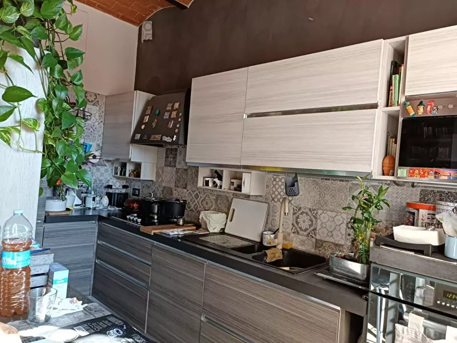 Immagine 13 di Appartamento in vendita  a Pisa