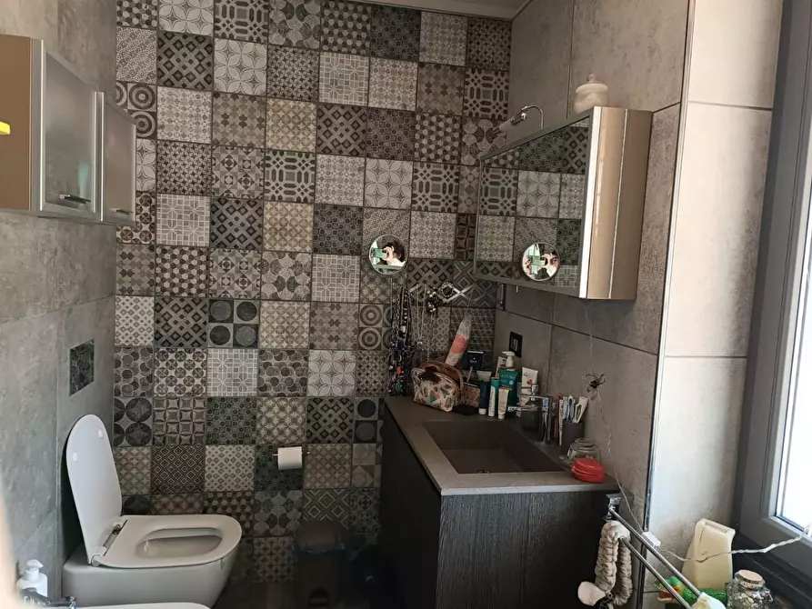 Immagine 11 di Appartamento in vendita  a Pisa