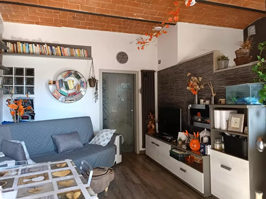 Immagine 12 di Appartamento in vendita  a Pisa