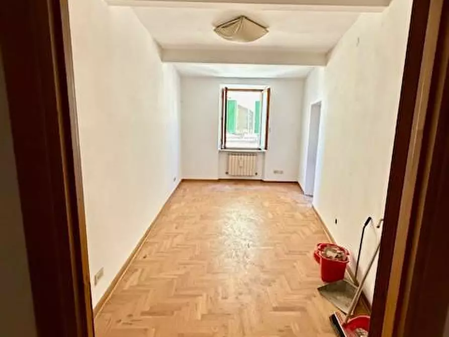 Immagine 6 di Appartamento in vendita  a Siena